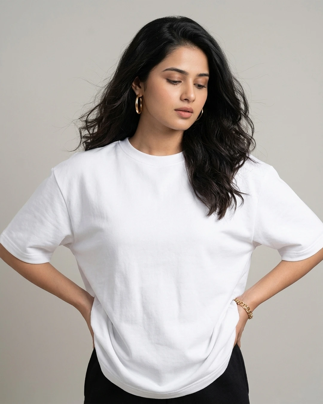 white oversized t-shirt for women